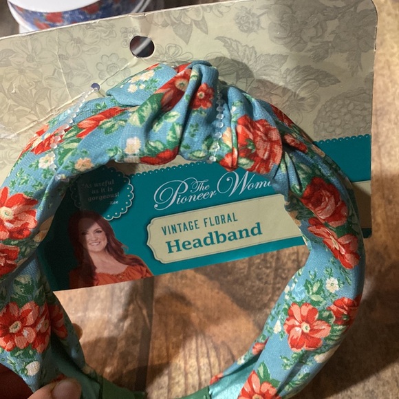 The Pioneer Women Headband and 3 rolls of Ribbon - Picture 4 of 10